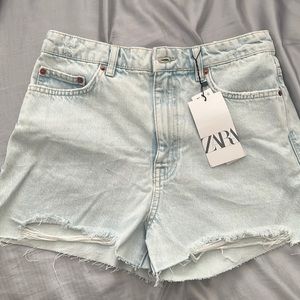 Zara High Rise Shorts Size 38/6